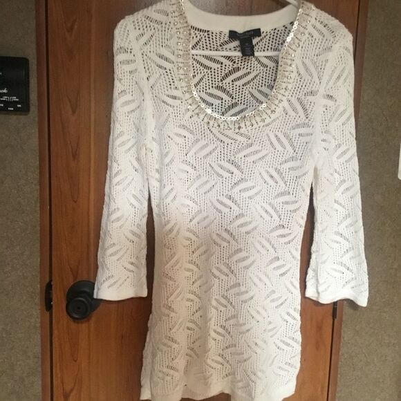 NWOT. White House/Black Market Brand Woman’s. Size MP 3/4 Sleeve Sweater w/Trim - Picture 2 of 10